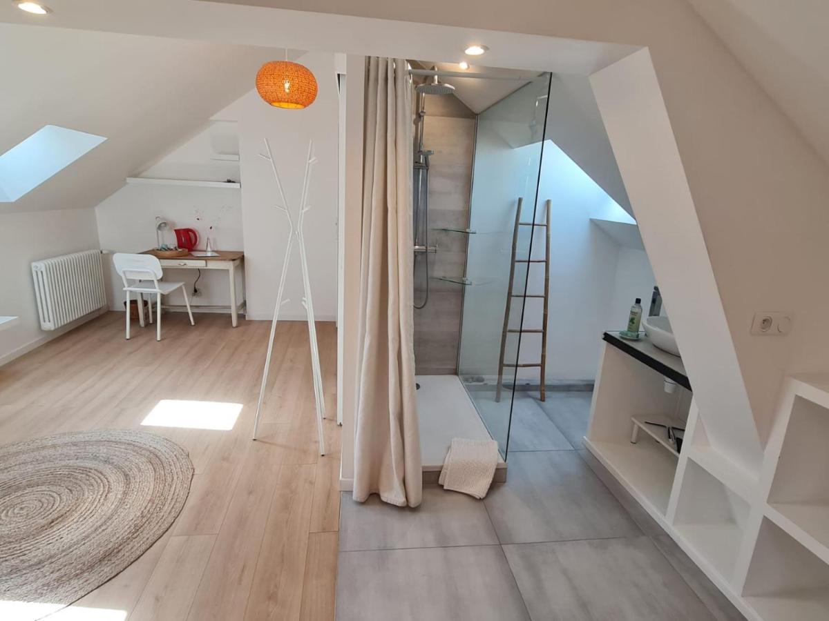 Le Saint Christophe - Mairie D'Aubervilliers Ligne 12 Esterno foto